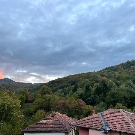 Guesthouse Hitar Petar Gabrovo Exteriér fotografie