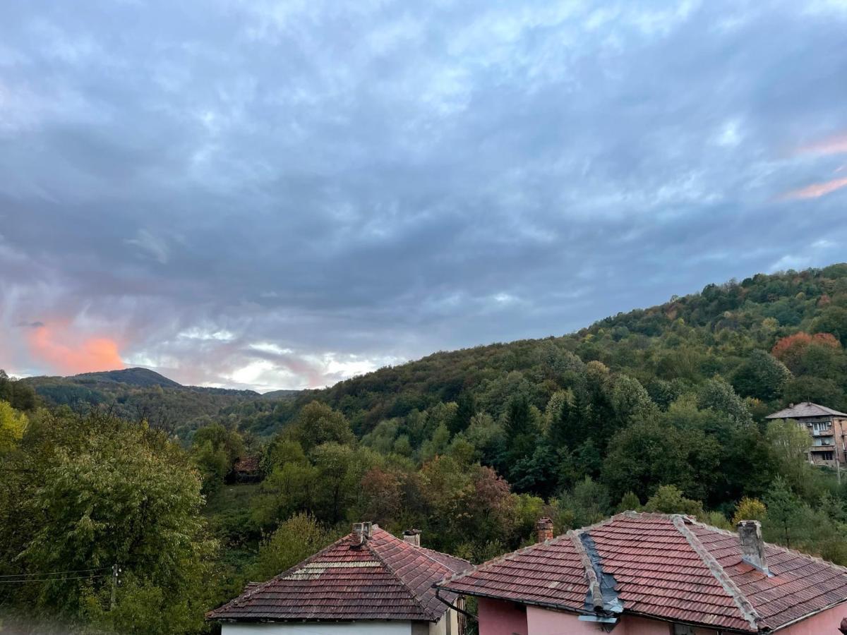 Guesthouse Hitar Petar Gabrovo Exteriér fotografie