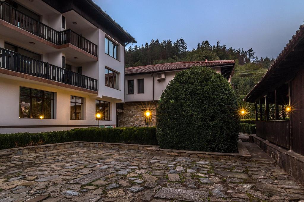 Guesthouse Hitar Petar Gabrovo Exteriér fotografie